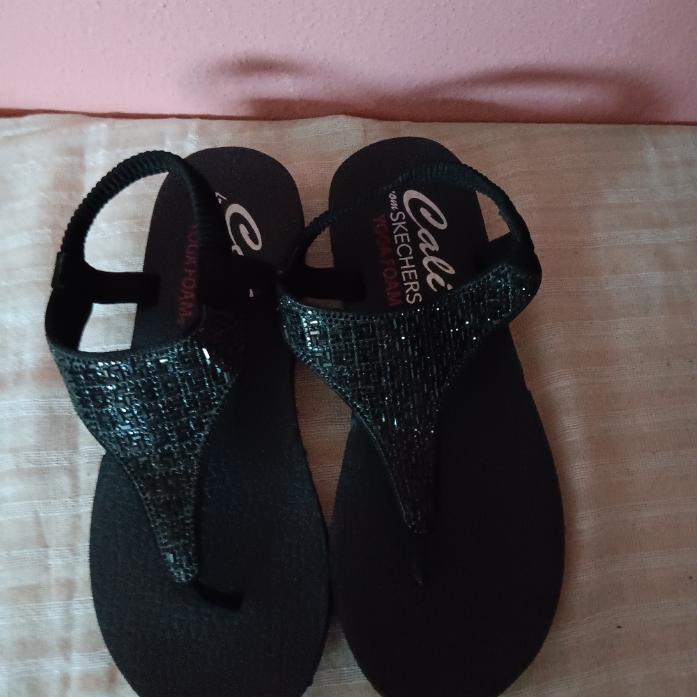 Skechers Cali Yoga Foam Sandals